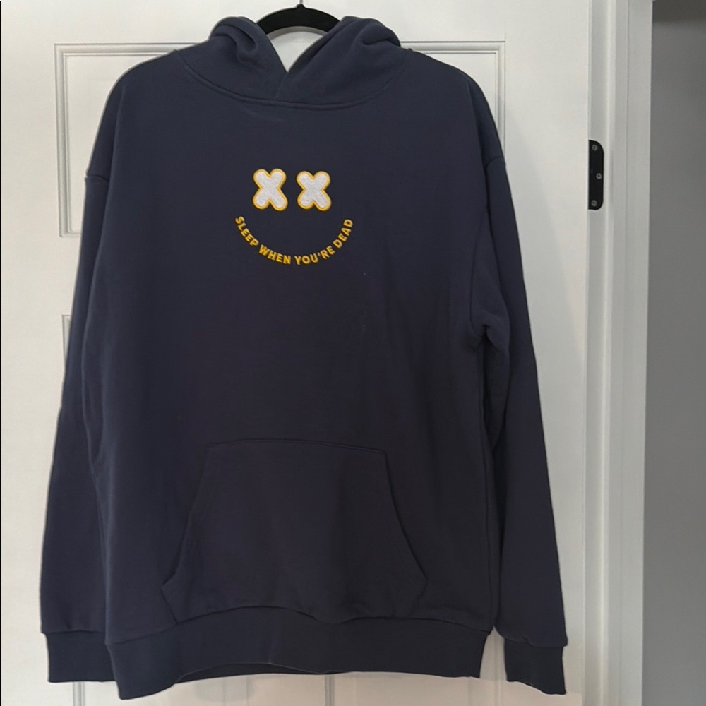 Barstool
Sweatshirt